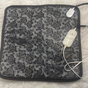 Heating pad. Brand new.